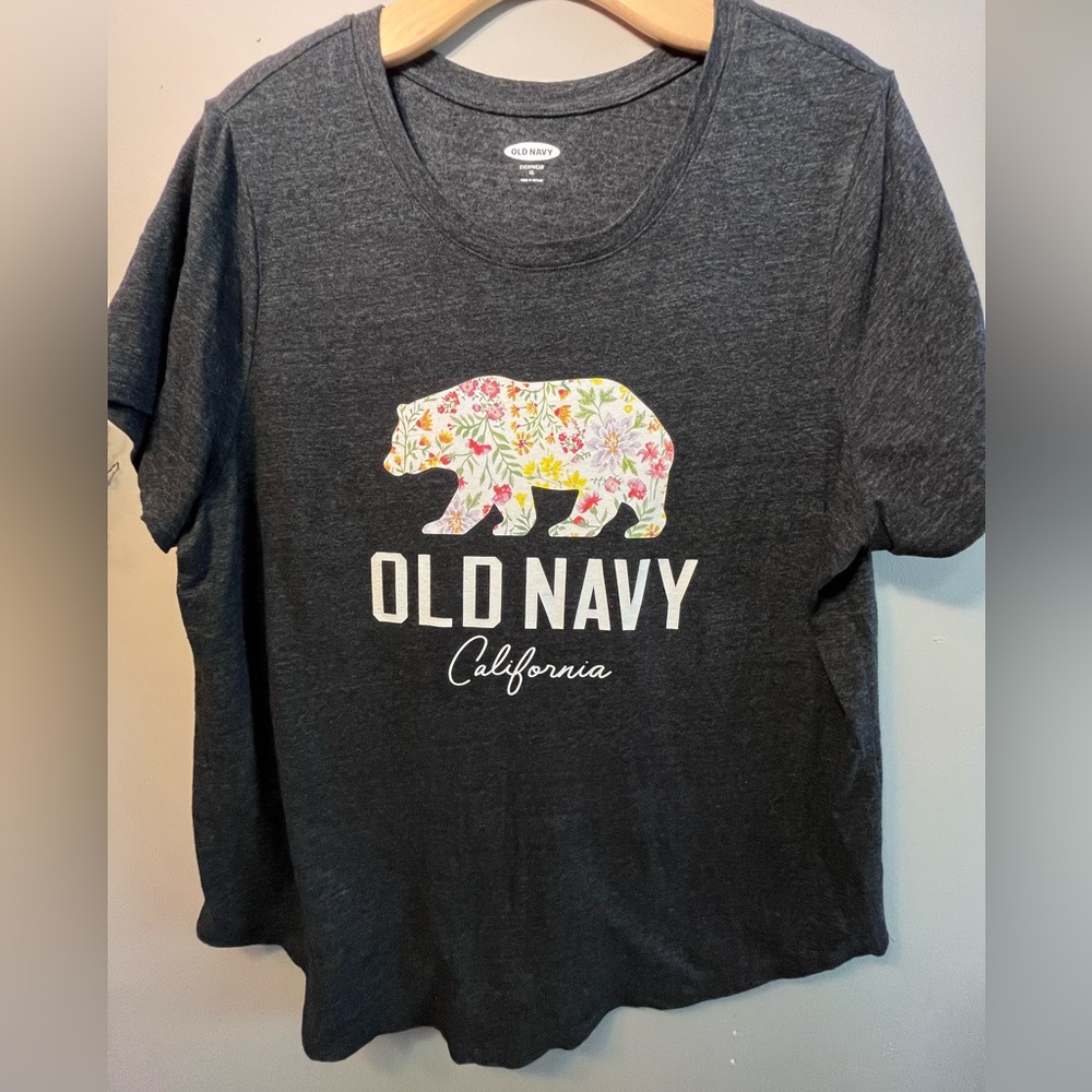 🌟 Old Navy | Graphic Tee